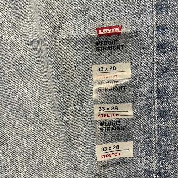 Women’s Levi Jeans Button Fly - Picture 6 of 8